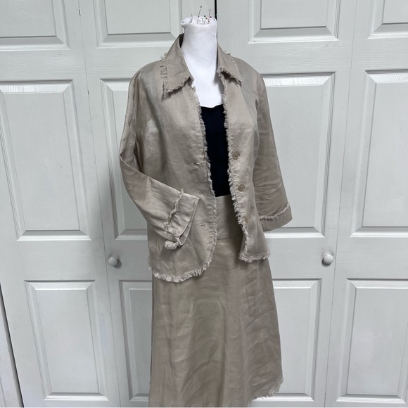 2 Piece Women’s Linen Jacket and Skirt TOTO N KO Size 6 - Picture 6 of 16